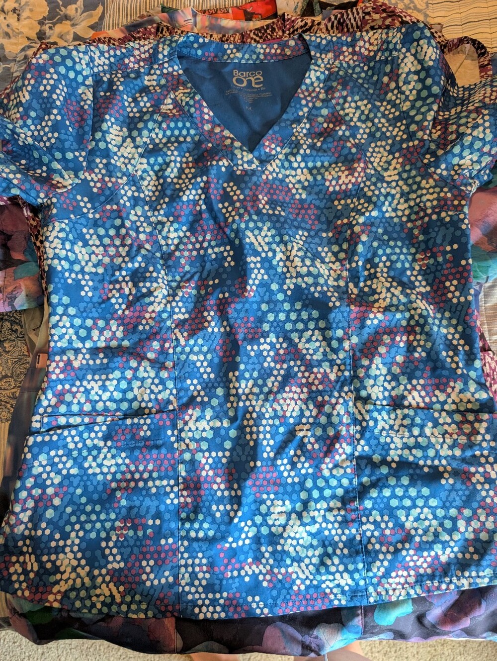 Barco One Women's Scrub Tops - Picture 4 of 9